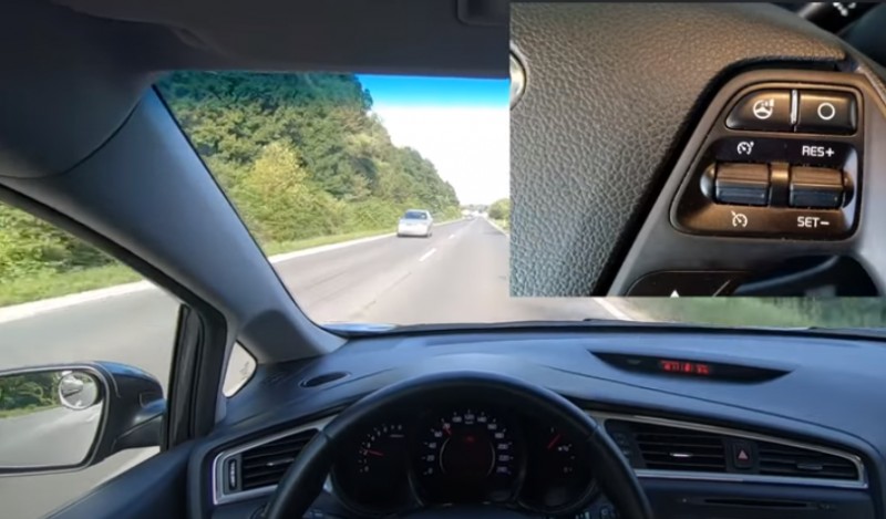 Šta je tempomat i kako funkcioniše u vozilima?